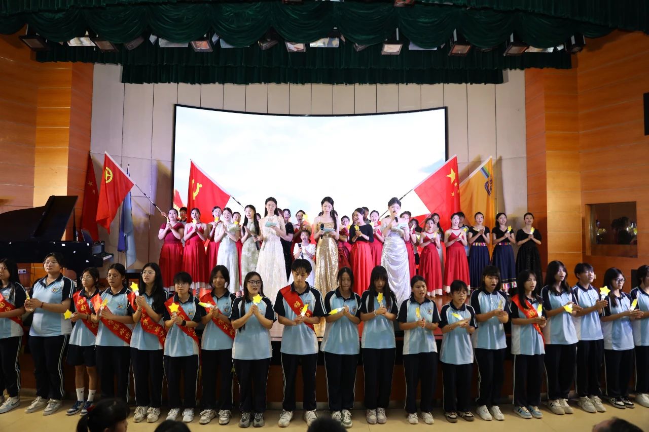 专业汇演 | “青春逐梦，行远思恩”---我校21级幼儿保育专业毕业汇报演出精彩回顾